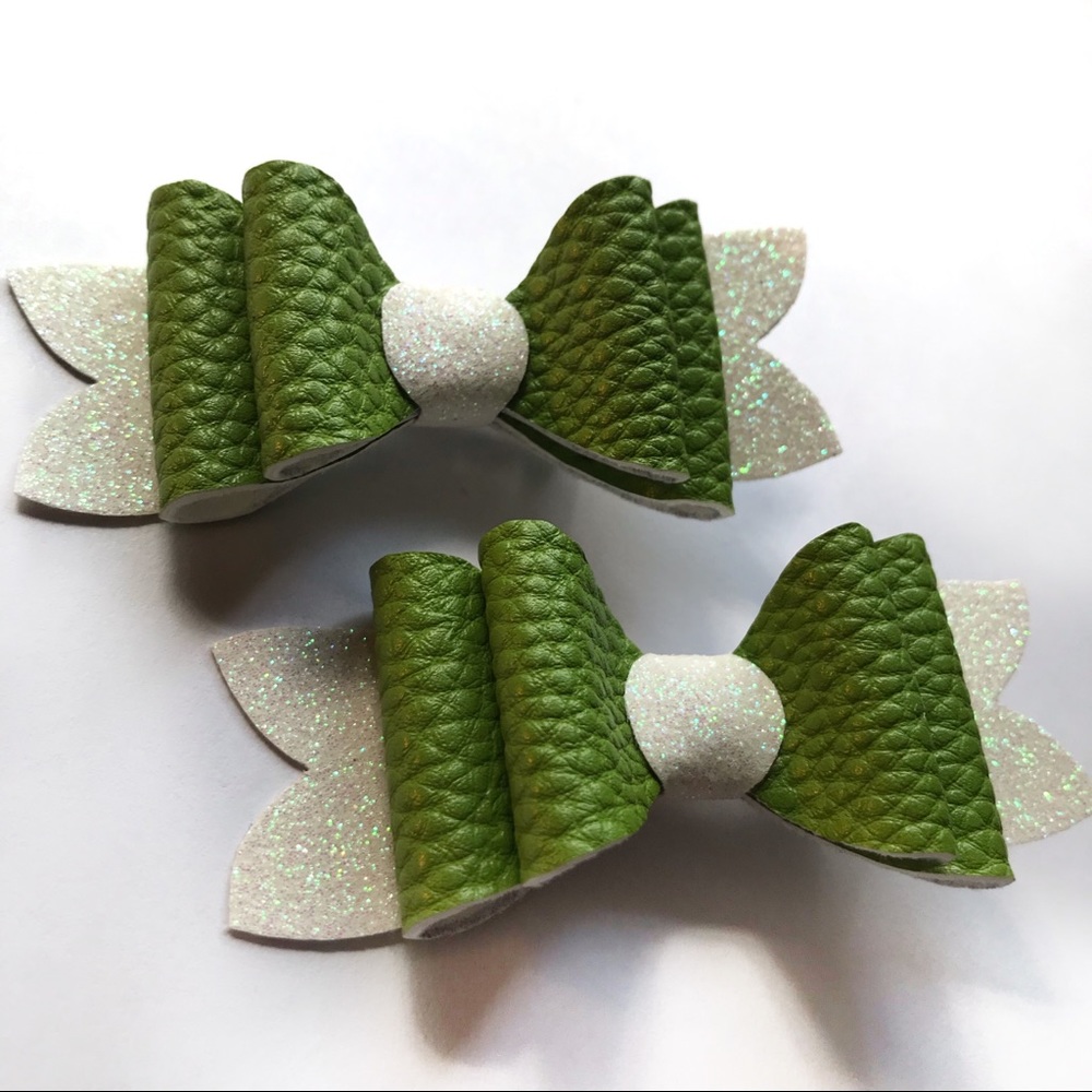 Lime Light Double Layered Bows